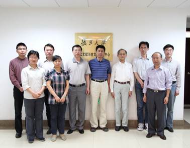 說明: 說明: I:\中心相片、錄音、視頻等\講座\20110517孟蓬生研究員講座\壓縮\IMG_3603.JPG