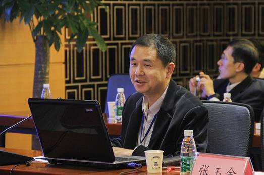 配圖19:香港中文大學(xué)教授沈培作大會(huì)報(bào)告《古文字資料中月鐸二部相通例證檢討之——試論“丯”與“耤”的關(guān)系及相關(guān)問題